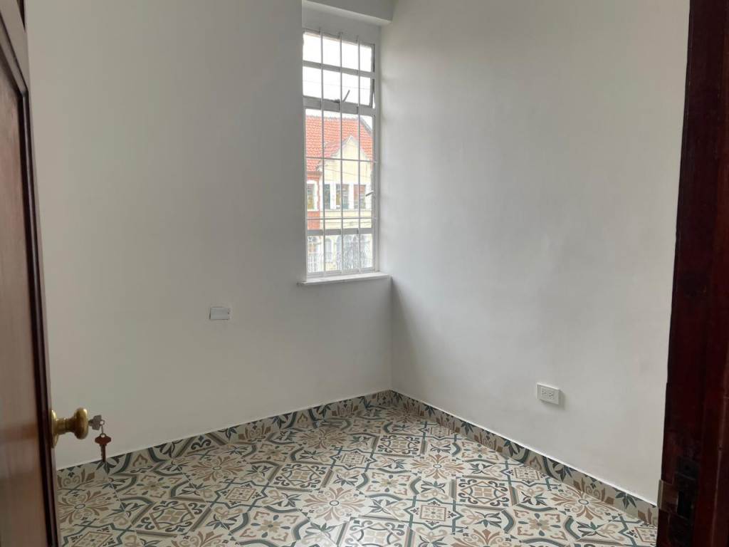 Casa en venta en San Luis, Bogotá · foto 9 de 24