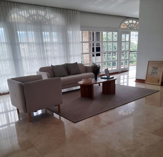 Apartamento de 3 alcobas en venta en Normandia, Cali, 269 m² · foto 2 de 24