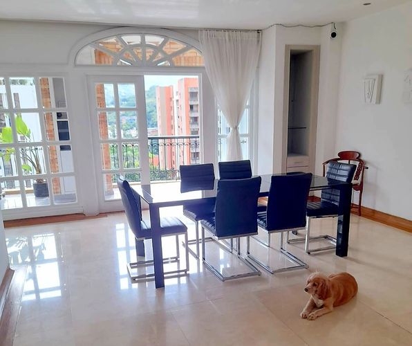 Apartamento de 3 alcobas en venta en Normandia, Cali, 269 m² · foto 3 de 24