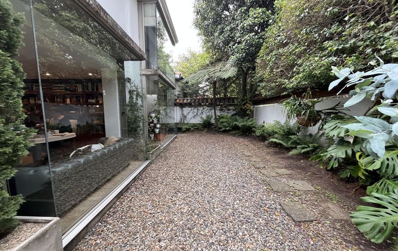 Casa en venta en Santa Barbara Alta, Bogotá · foto 14 de 24