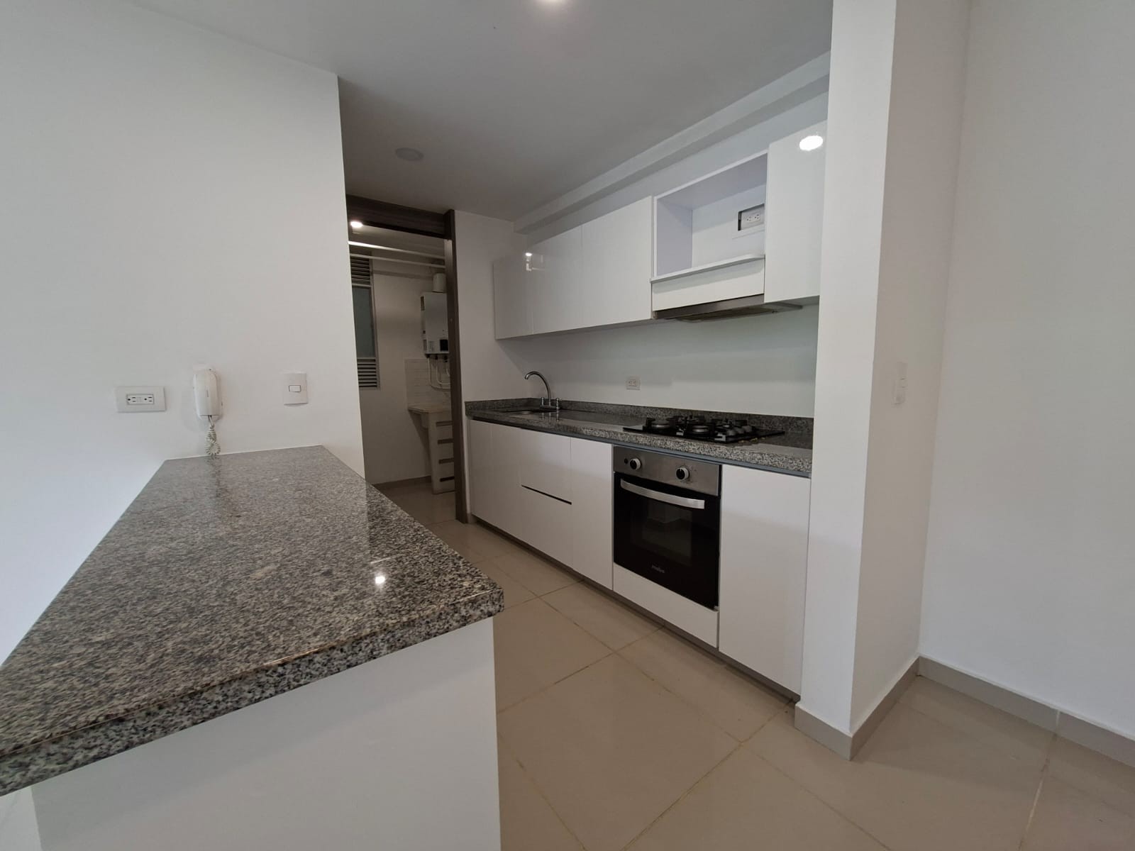 Apartamento en venta en Milan, Manizales · foto 8 de 24