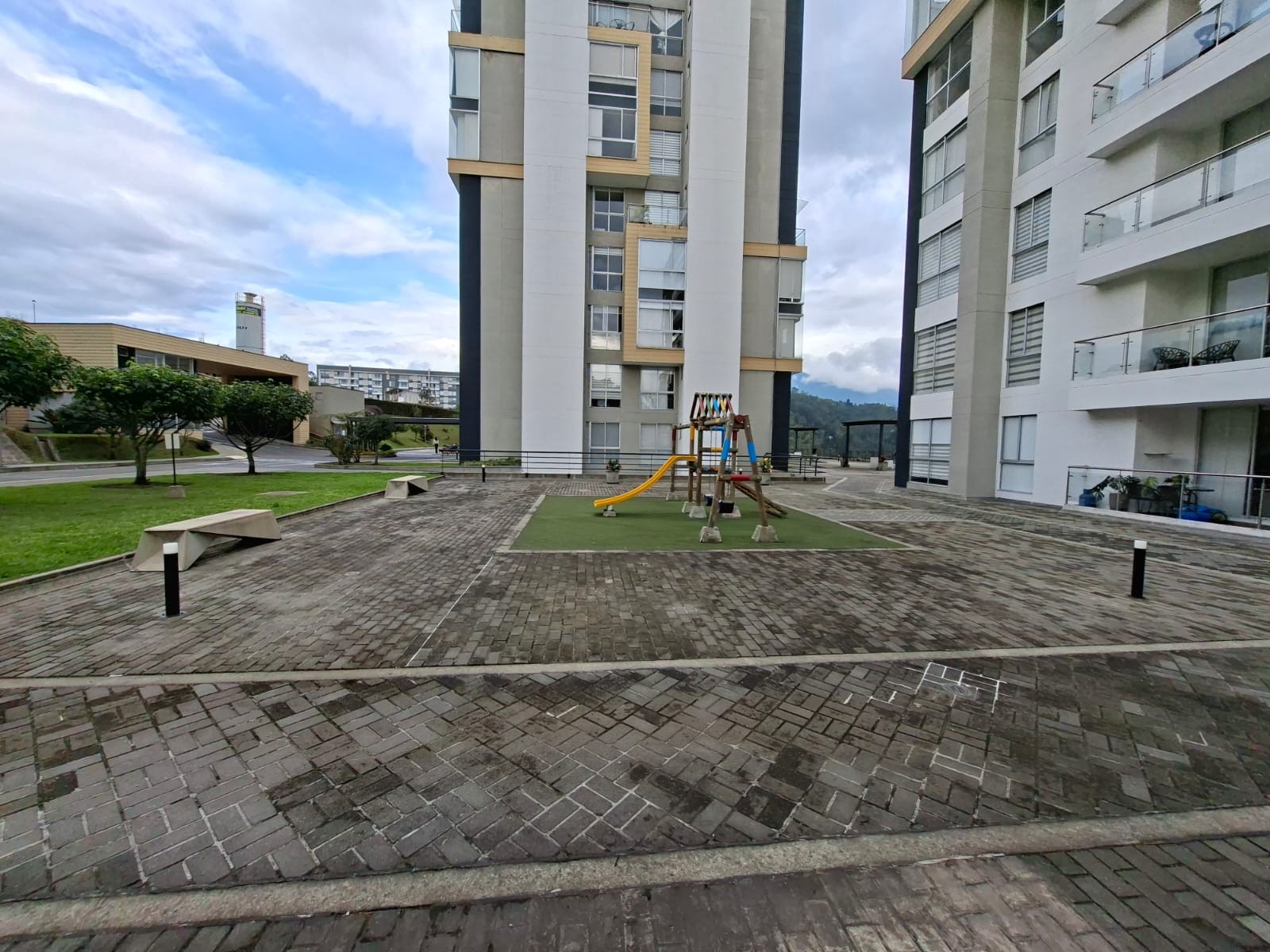 Apartamento en venta en Milan, Manizales · foto 17 de 24