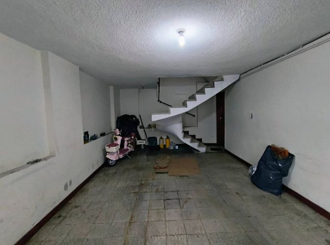 Casa de 6 alcobas en venta en Ciudad Jardin Norte, Bogotá, 340 m² · foto 4 de 21