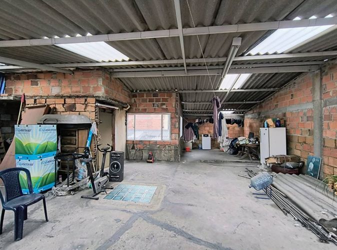 Casa de 6 alcobas en venta en Ciudad Jardin Norte, Bogotá, 340 m² · foto 20 de 21