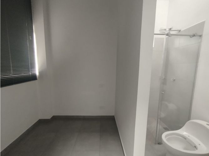 Casa de 5 alcobas en venta en Guamito, La Ceja, 240 m² · foto 22 de 24