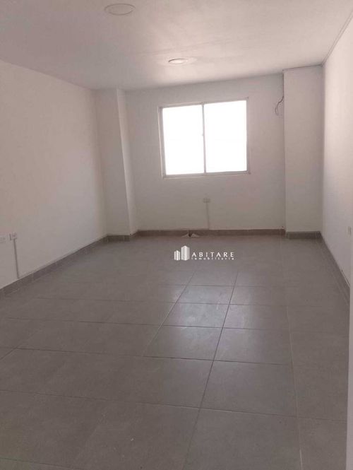 Oficina en arriendo en El Bosque, Cartagena, 26 m² · foto 2 de 2