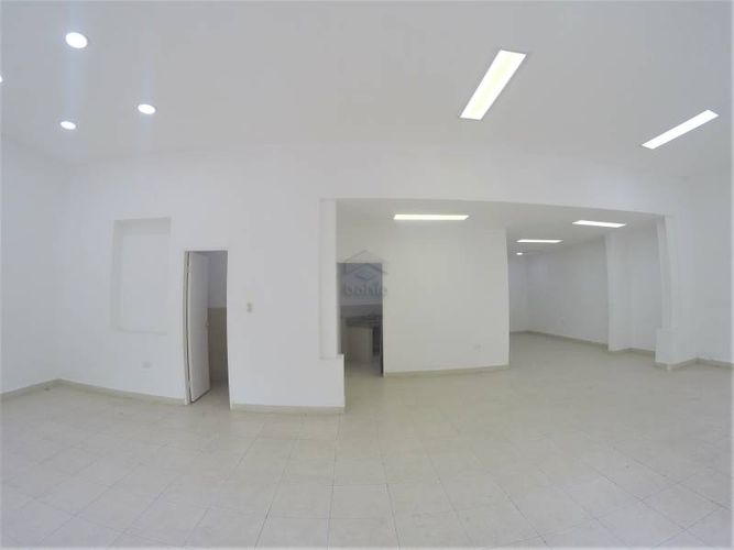 Local en arriendo en Urb. Rosendo Garces, Montería, 120 m² · foto 5 de 13