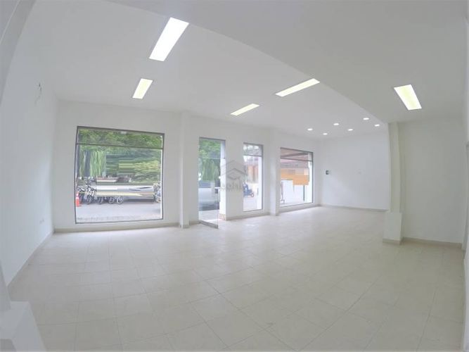 Local en arriendo en Urb. Rosendo Garces, Montería, 120 m² · foto 9 de 13