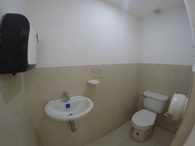Local en arriendo en Urb. Rosendo Garces, Montería, 120 m² · foto 10 de 13