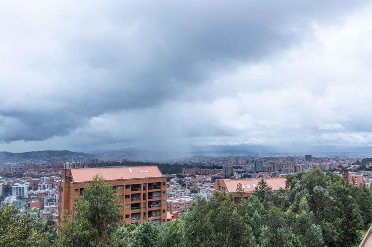 Apartamento de 3 alcobas en venta en Cerros De Los Alpes, Bogotá, 307 m² · foto 21 de 21