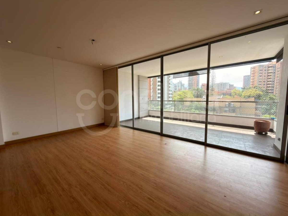 Apartamento en venta en El Poblado, Medellín 5