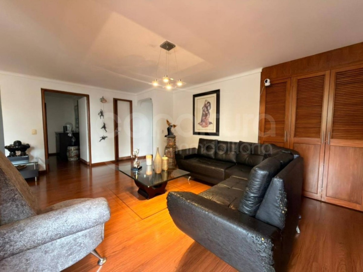 Apartamento en venta en Altos del poblado, Medellín 5