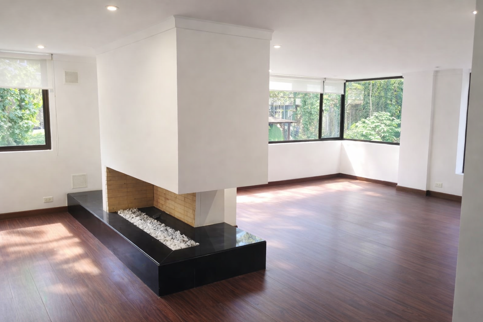 Apartamento en venta en El Refugio, Bogotá · foto 4 de 24