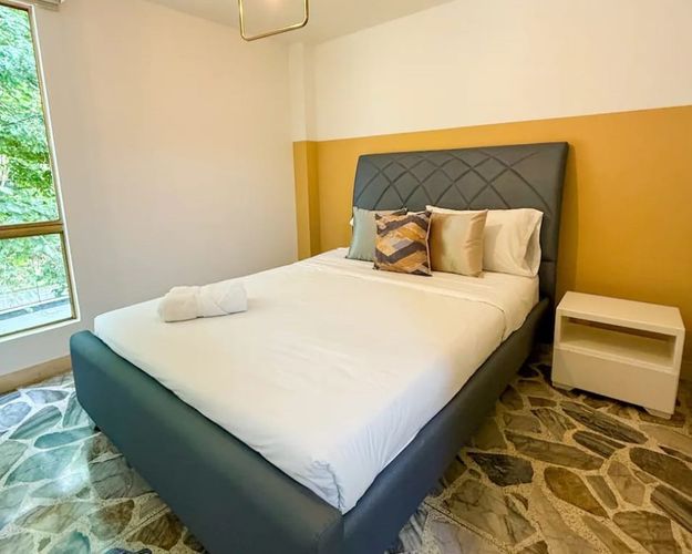 Apartamento de 3 alcobas en arriendo en El Poblado, Medellín, 140 m² · foto 11 de 15