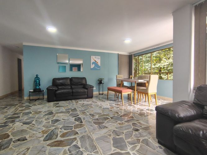 Apartamento de 3 alcobas en arriendo en El Poblado, Medellín, 140 m² · foto 2 de 15