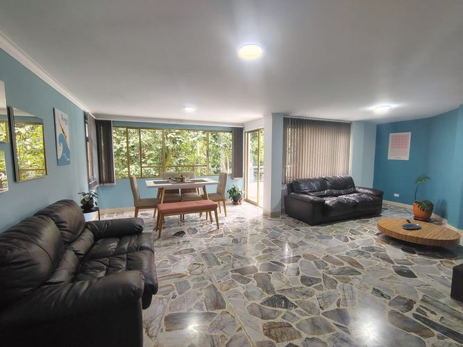 Apartamento de 3 alcobas en arriendo en El Poblado, Medellín, 140 m² · foto 5 de 15