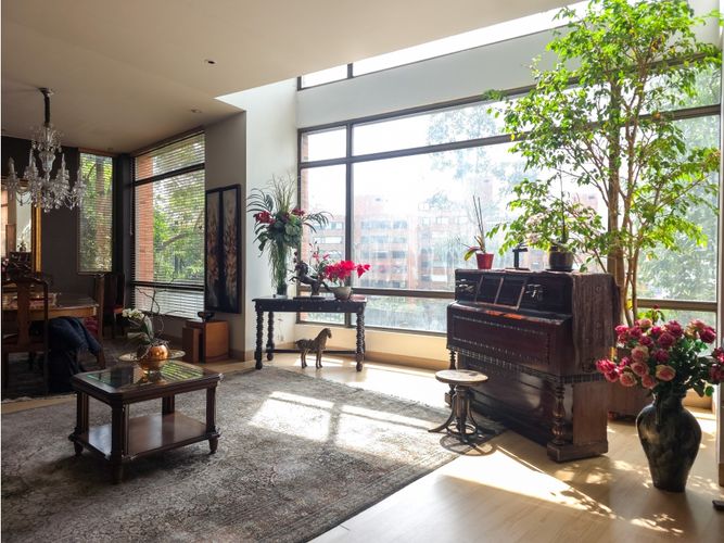 Casa de 3 alcobas en venta en Los Rosales, Bogotá, 360 m² · foto 5 de 24