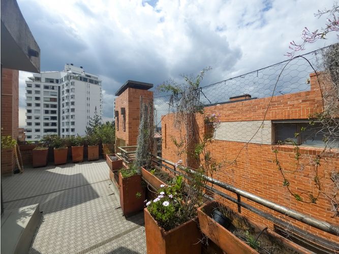 Casa de 3 alcobas en venta en Los Rosales, Bogotá, 360 m² · foto 18 de 24