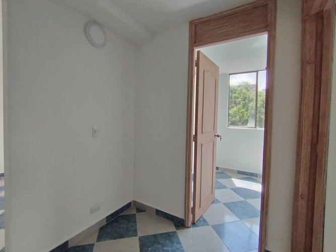 Apartamento de 2 alcobas en arriendo en Quintas Del Sol De La Mota, Medellín, 65 m² · foto 5 de 24