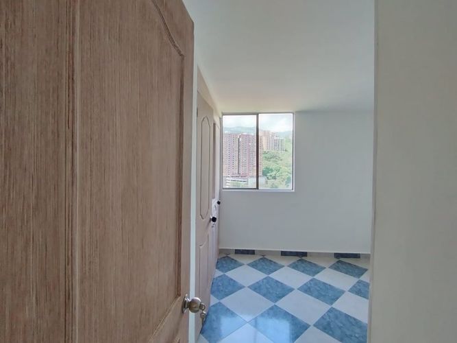 Apartamento de 2 alcobas en arriendo en Quintas Del Sol De La Mota, Medellín, 65 m² · foto 13 de 24