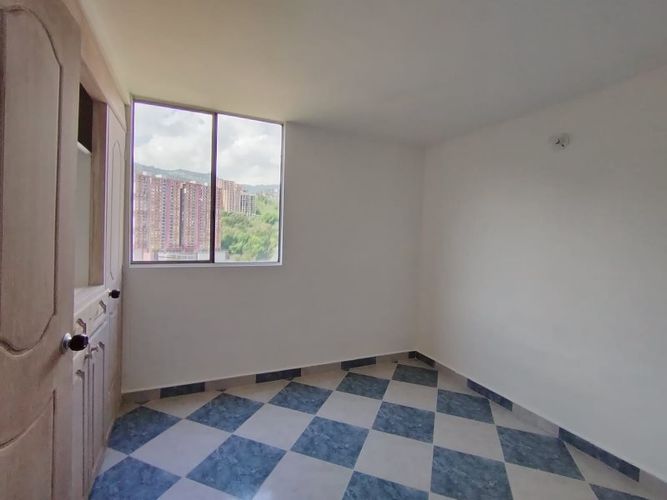 Apartamento de 2 alcobas en arriendo en Quintas Del Sol De La Mota, Medellín, 65 m² · foto 15 de 24
