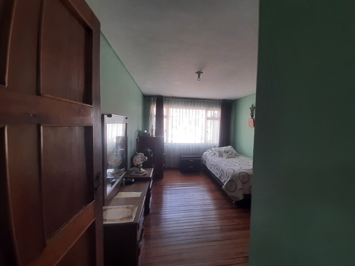 Casa en venta en Engativá, Bogotá · foto 16 de 23