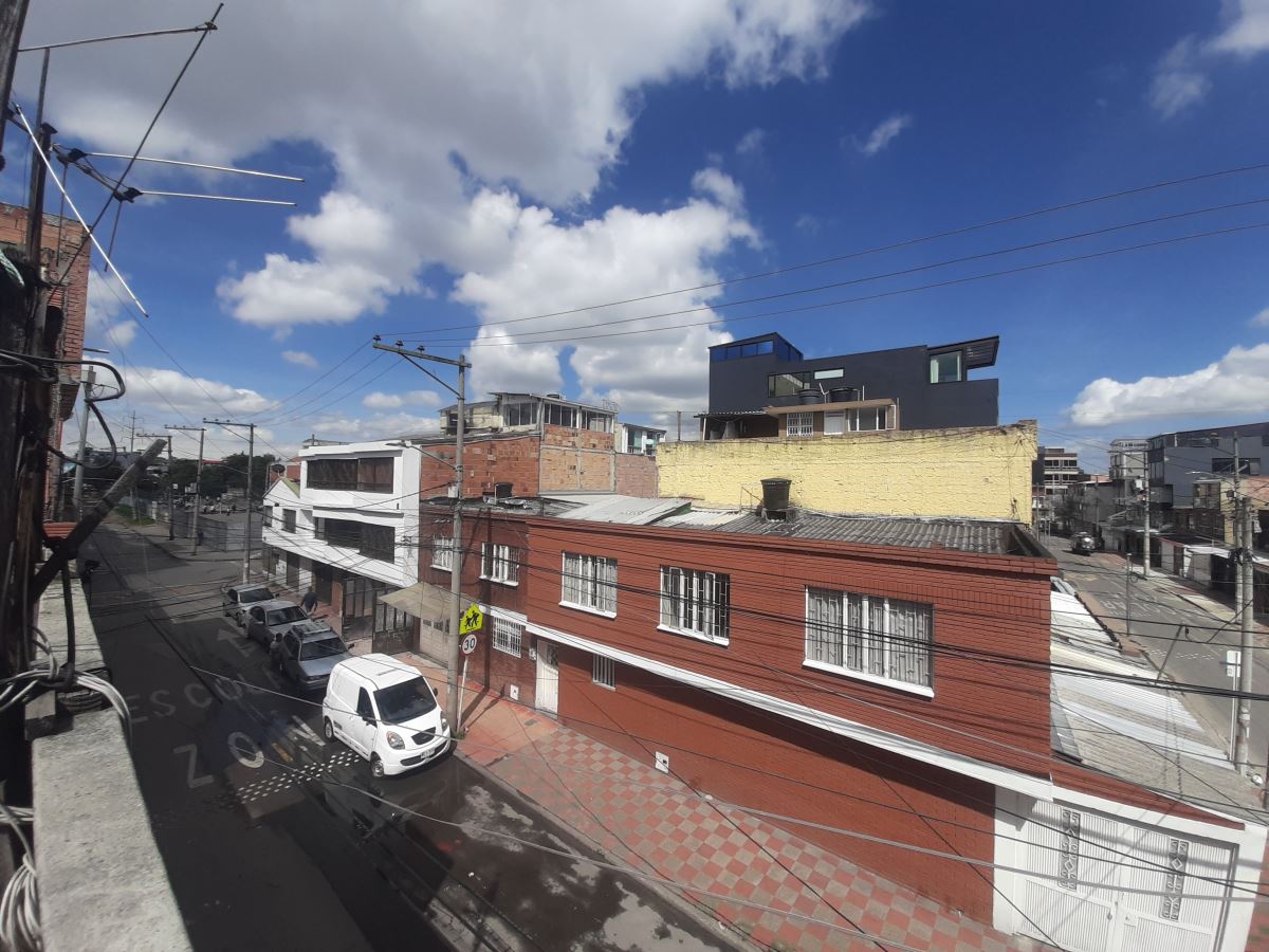Casa en venta en Engativá, Bogotá · foto 23 de 23