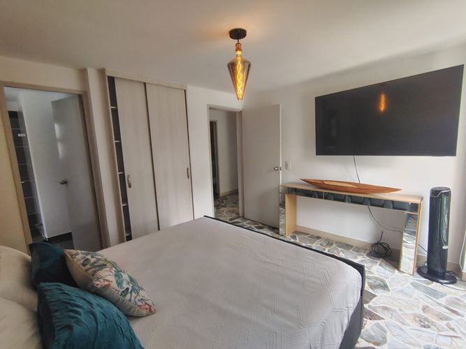 Apartamento de 3 alcobas en arriendo en El Poblado, Medellín, 140 m² · foto 11 de 19