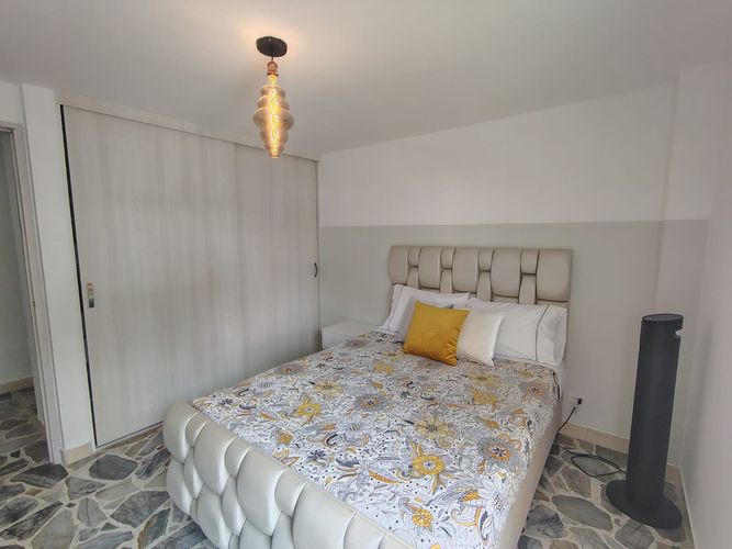 Apartamento de 3 alcobas en arriendo en El Poblado, Medellín, 140 m² · foto 12 de 19