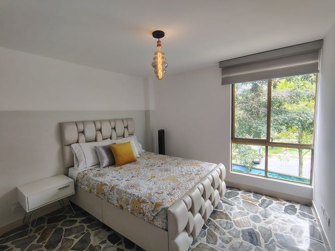 Apartamento de 3 alcobas en arriendo en El Poblado, Medellín, 140 m² · foto 16 de 19
