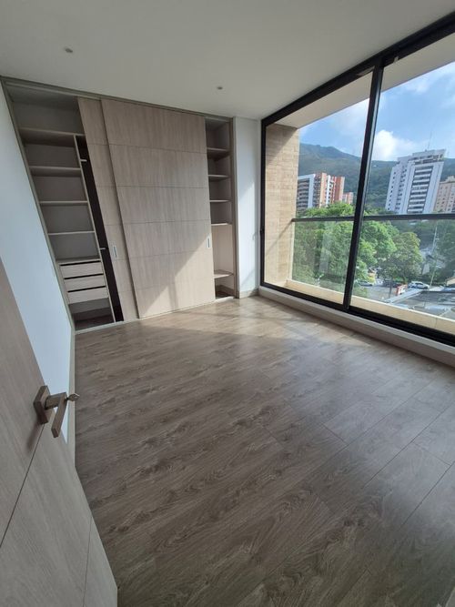 Apartamento de 3 alcobas en venta en Santa Teresita, Cali, 278 m² · foto 9 de 17