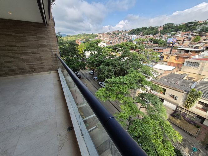 Apartamento de 3 alcobas en venta en Santa Teresita, Cali, 278 m² · foto 17 de 17