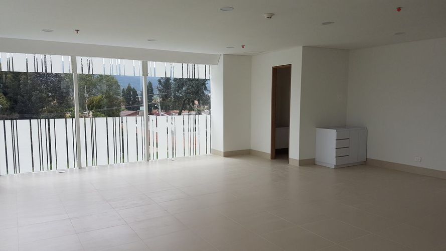 Consultorio en arriendo en Hacienda Fontanar, Chía, 76 m² · foto 3 de 8