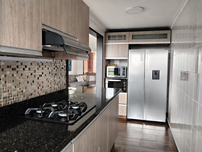 Apartamento de 3 alcobas en arriendo en El Poblado, Medellín, 150 m² · foto 7 de 20