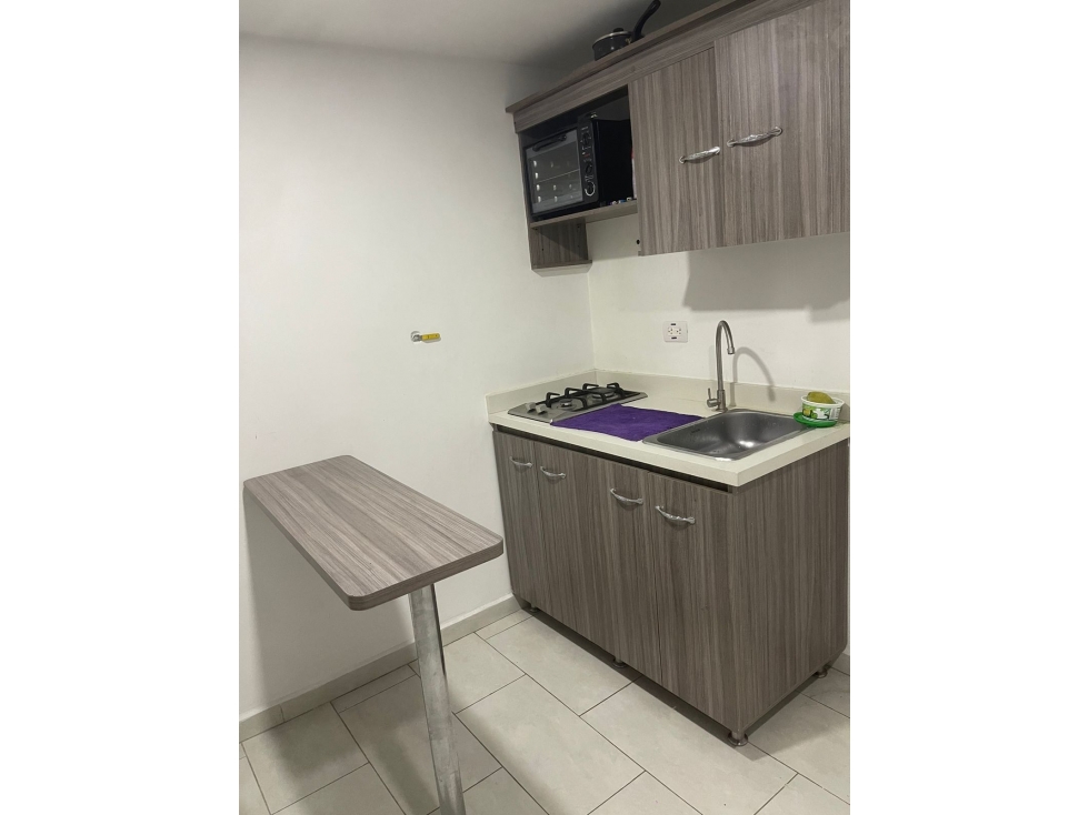 Apartaestudio for sale in Buenos aires, Medellín 2