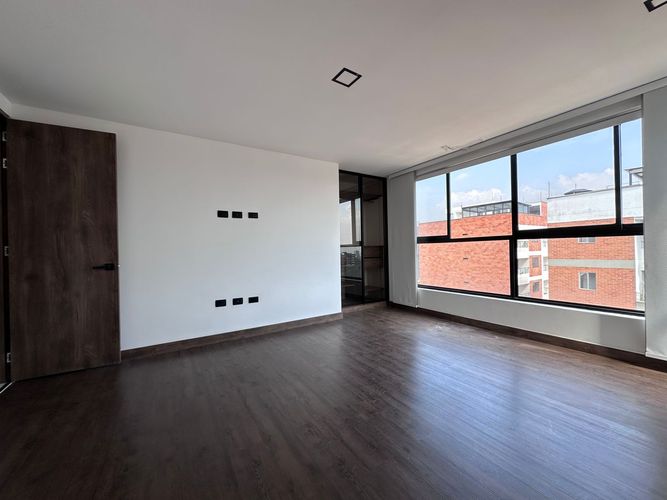 Apartamento de 3 alcobas en venta en La Castellana, Medellín, 100 m² · foto 14 de 17