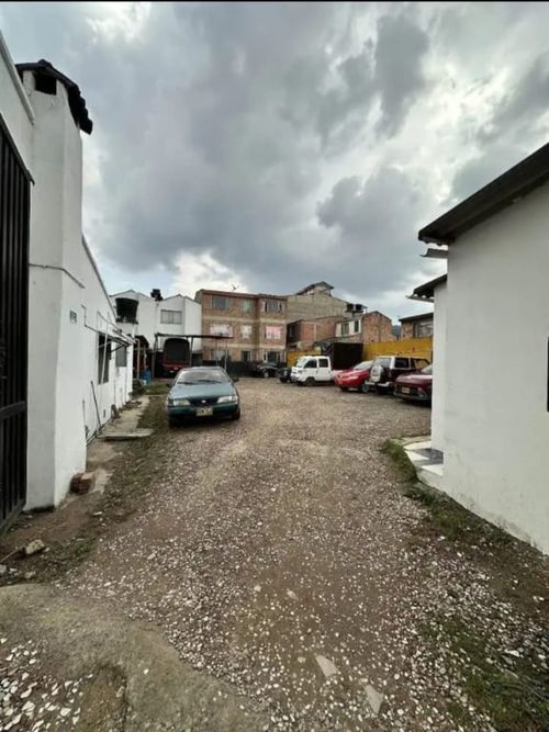 Casa de 4 alcobas en venta en Centro Tocancipá, Tocancipá, 856 m² · foto 7 de 10