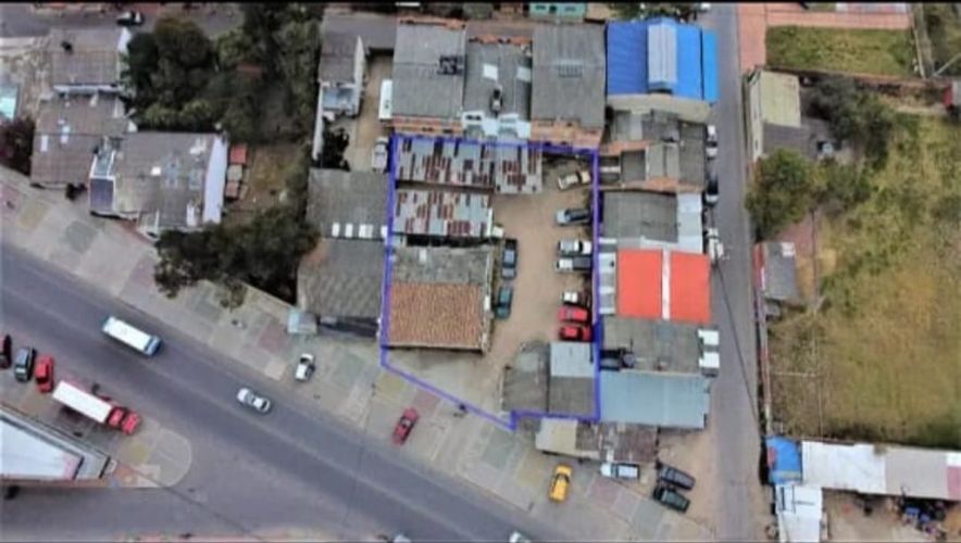 Casa de 4 alcobas en venta en Centro Tocancipá, Tocancipá, 856 m² · foto 2 de 10
