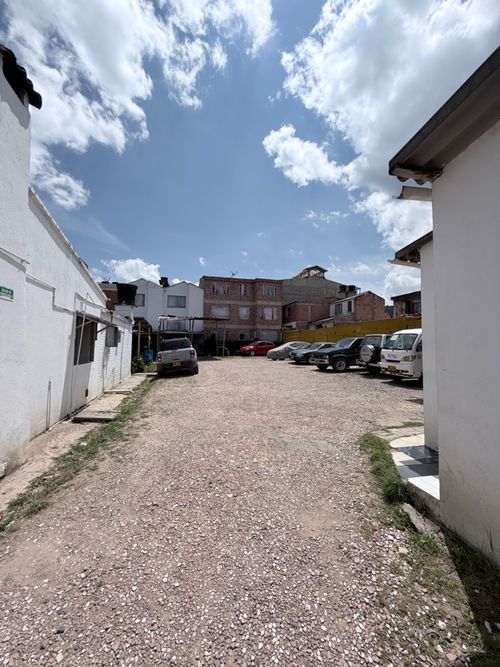 Casa de 4 alcobas en venta en Centro Tocancipá, Tocancipá, 856 m² · foto 10 de 10