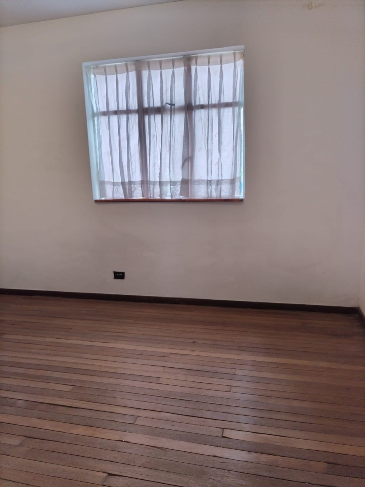 Casa en venta en Salazar Gomez, Bogotá · foto 2 de 23