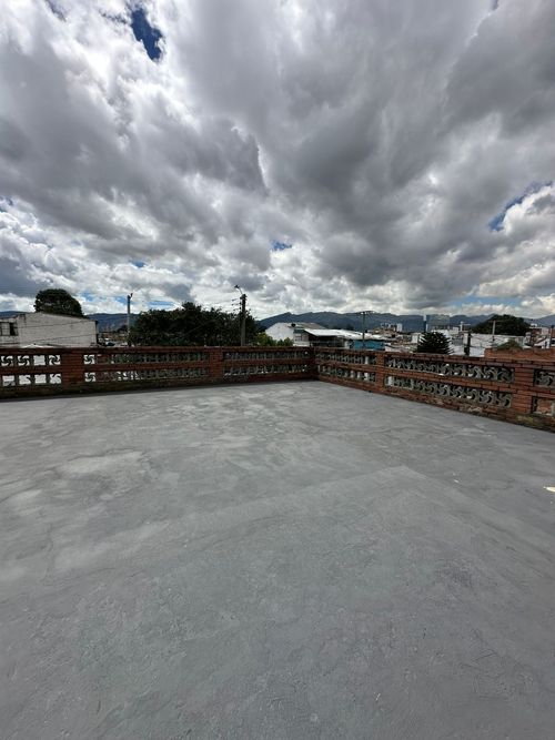 Casa de 6 alcobas en venta en La Española, Bogotá, 366 m² · foto 13 de 19