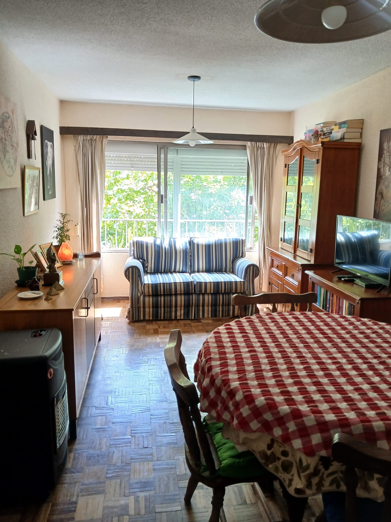 Exclusivo Apartamento con Garaje Privado: Confort y Estilo en Ubicación Privilegiada - Widok 2