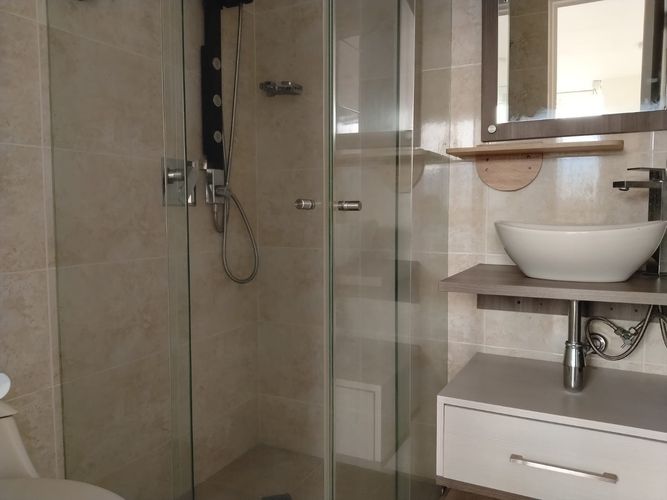 Apartamento de 2 alcobas en arriendo en El Poblado, Medellín, 52 m² · foto 15 de 16