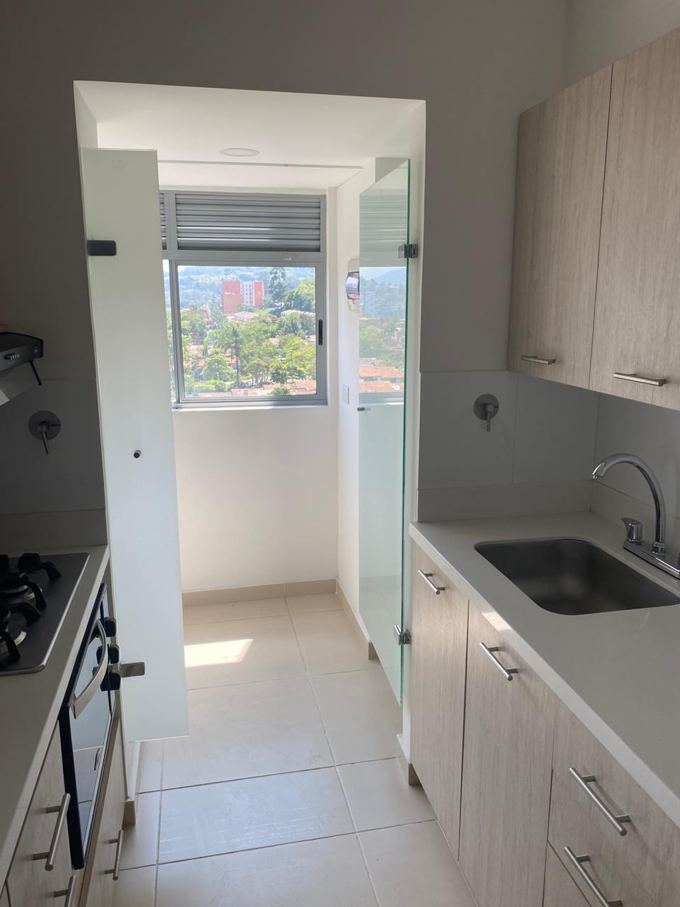 Apartamento en venta en Toledo, La Estrella · foto 5 de 24