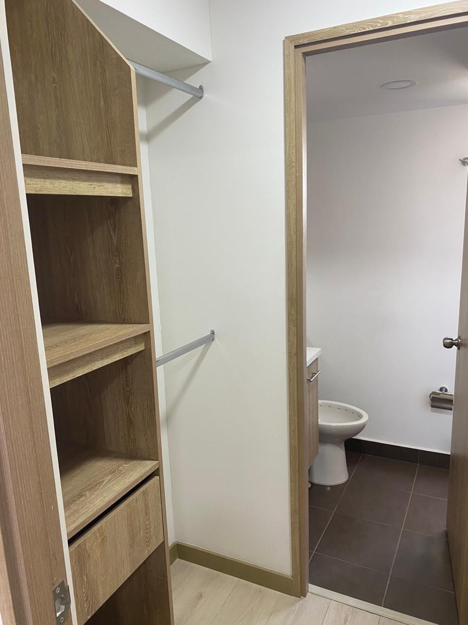 Apartamento en venta en Toledo, La Estrella · foto 18 de 24
