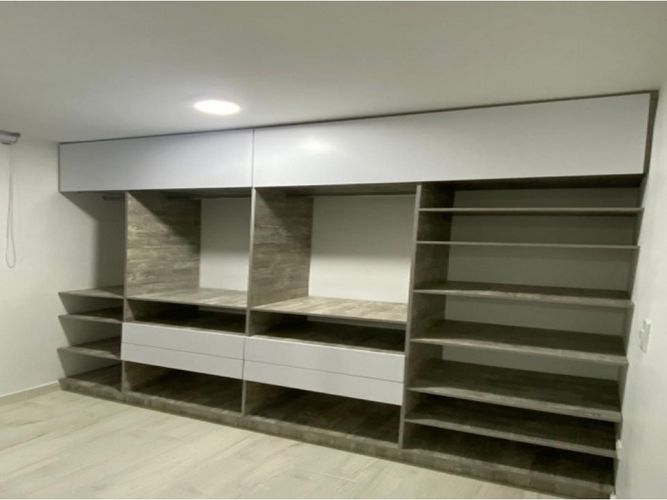 Apartamento de 3 alcobas en venta en Maria Auxiliadora, Sabaneta, 55 m² · foto 4 de 11