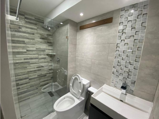 Apartamento de 3 alcobas en venta en Maria Auxiliadora, Sabaneta, 55 m² · foto 10 de 11