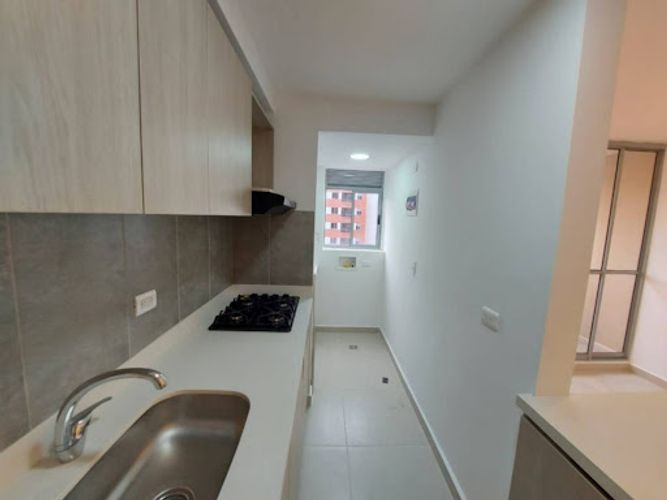 Apartamento de 2 alcobas en venta en San Jose Obrero, Bello, 61 m² · foto 2 de 8