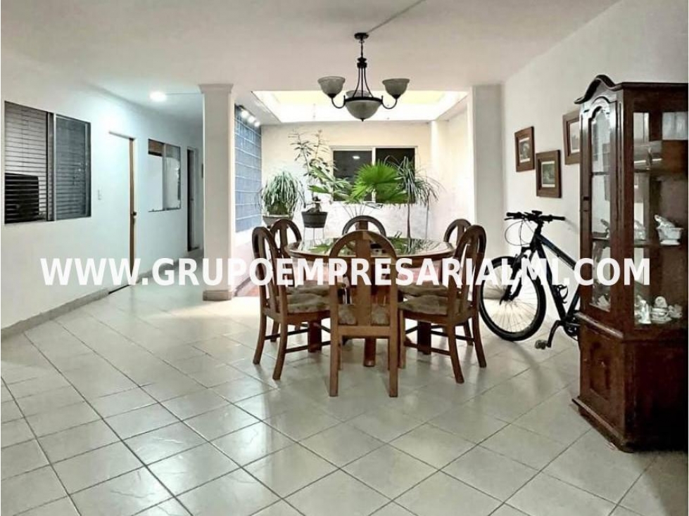 Apartaestudio for sale in Belén, Medellín