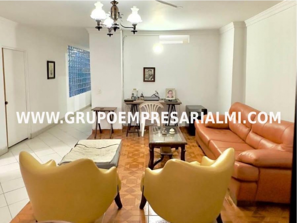 Apartaestudio for sale in Belén, Medellín 2